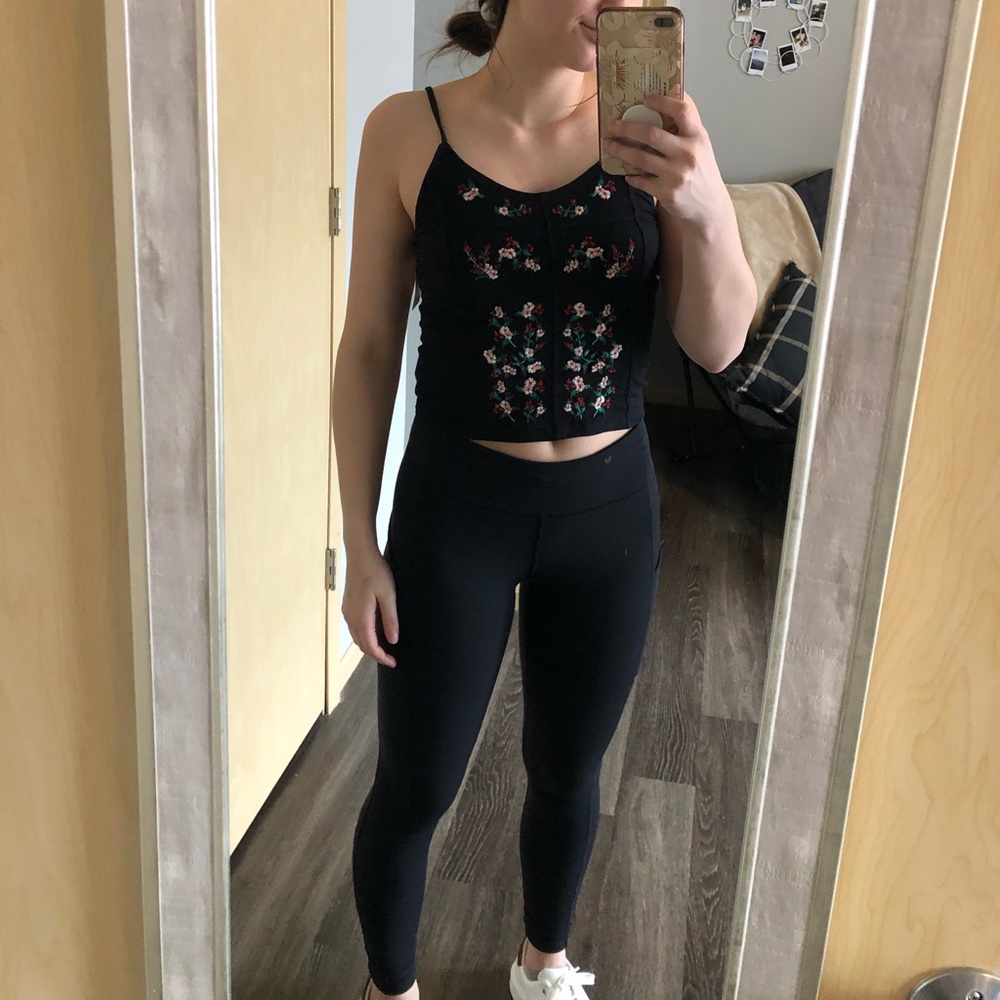 Tank top - Picture 2 of 4